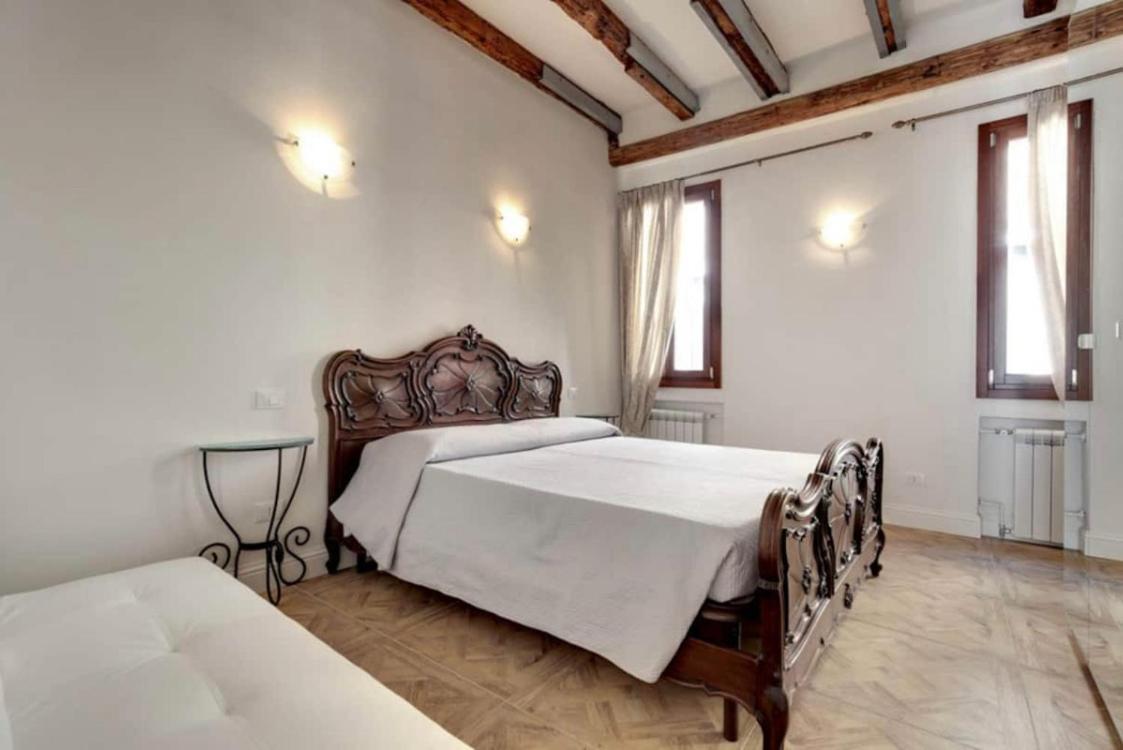 Venice Traditional Home With Terrace Exterior foto