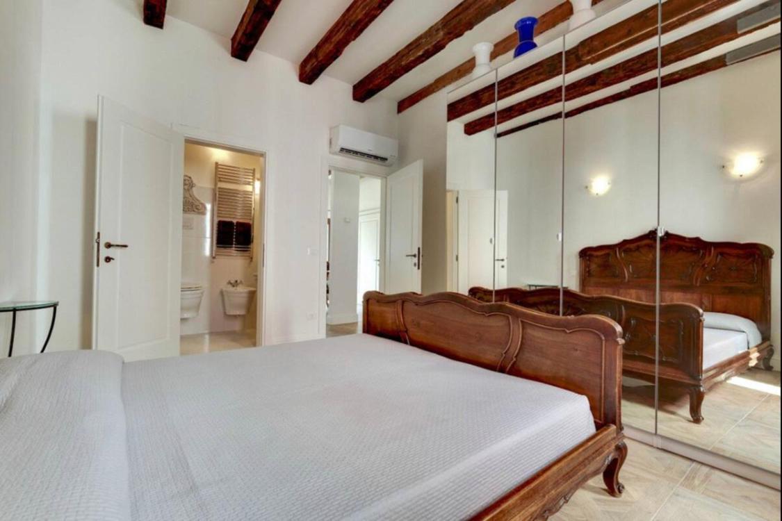 Venice Traditional Home With Terrace Exterior foto